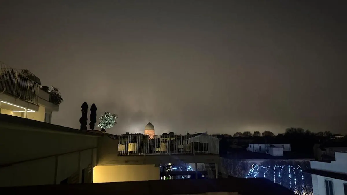 Small Penthouse With A Terrace 佛罗伦萨 公寓