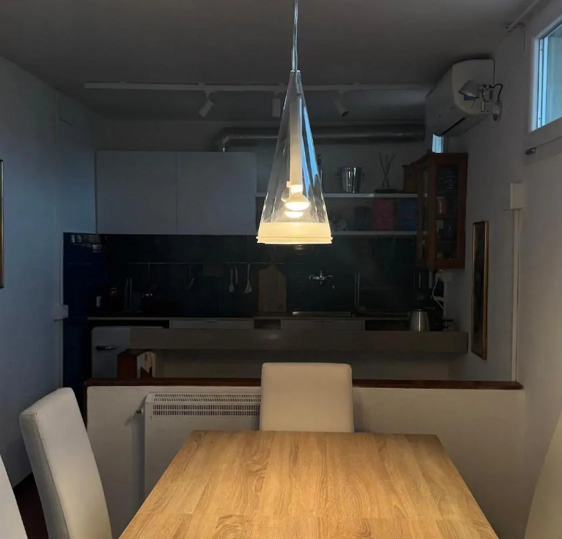 公寓 Small Penthouse With A Terrace 佛罗伦萨